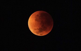 اليوم.. السعودية تشهد خسوف شبه الظل القمري