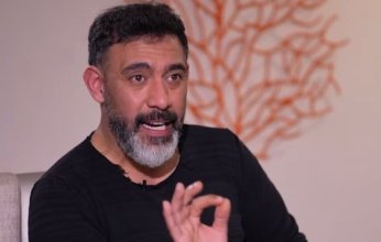 كواليس تسوية أزمة المطرب والملحن عمرو مصطفى مع أسرة أم كلثوم