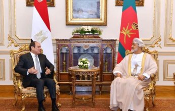 الرئيس المصري يلتقي سلطان عمان بقصر القبة ويودعه في مطار القاهرة