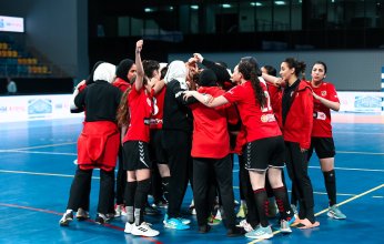 فريق سيدات الأهلى المصري لكرة اليد يخسر من أول أغسطس الأنجولى