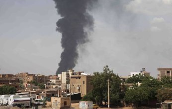 قصف مدفعي يهز الخرطوم وتواصل المعارك