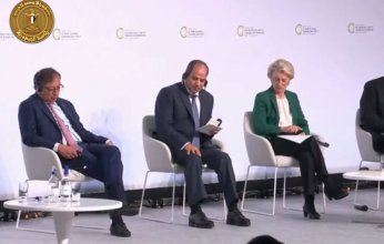 الرئيس المصري يُشارك في المائدة المستديرة «طريقة جديدة.. شراكات النمو الأخضر» ضمن فعاليات قمة باريس