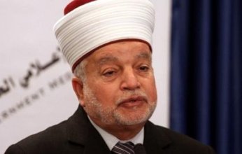 مُفتي القدس: الاحتلال الإسرائيلي يسعى إلى تفريغ القدس من الفلسطينيين وإحلال المستوطنين مكانهم