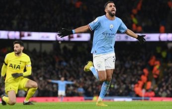 الجزائري رياض محرز يتحدى هالاند على جائزة استثنائية في الدوري الإنجليزي