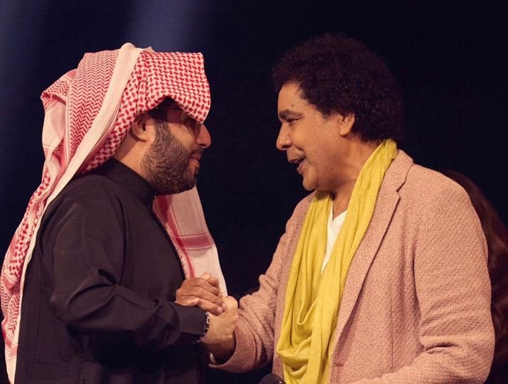 «أنا من عشاق هذا النجم».. تركي آل الشيخ يحتفي بالفنان محمد منير «أنا من عشاق هذا النجم».. تركي آل الشيخ يحتفي بالفنان محمد منير