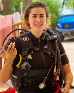 الفنانة عائشة بن أحمد تنشر صورًا ساحرة من مدينة شرم الشيخ المصرية 4 khaligyoun24618