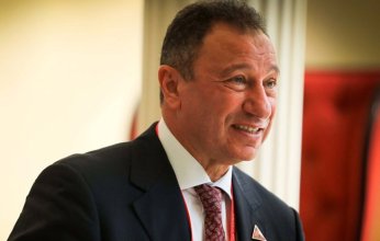 لحصد اللقب الإفريقى.. رئيس النادي الأهلي يحفز لاعبى الفريق بمكافآت مالية ضخمة