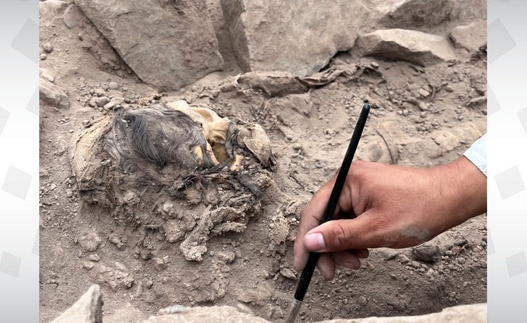 اكتشاف مومياء عمرها 3000 عام في بيرو اكتشاف مومياء عمرها 3000 عام في بيرو