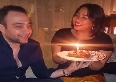 شيرين عبد الوهاب تحتفل بعيد ميلاد زوجها.. .وحسام حبيب يؤكد: "بحبها أكتر ما هي بتحبني" شيرين عبد الوهاب تحتفل بعيد ميلاد زوجها.. .وحسام حبيب يؤكد: "بحبها أكتر ما هي بتحبني"