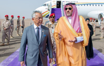 ملك ماليزيا يصل إلى المدينة المنورة