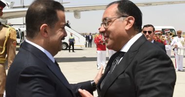 مدبولي يستقبل رئيس الوزراء العراقي بمطار القاهرة مدبولي يستقبل رئيس الوزراء العراقي بمطار القاهرة