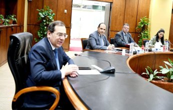 مصر تبحث مع البنك الافريقى امكانية مساهمته فى تمويل مشروع انتاج حامض الفوسفوريك بهضبة ابوطرطور