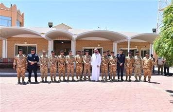 الكويت.. وزير الداخلية يتفقد جزيرة أم المرادم ومركز خيران الساحلي والمركز الحدودي الكويت.. وزير الداخلية يتفقد جزيرة أم المرادم ومركز خيران الساحلي والمركز الحدودي