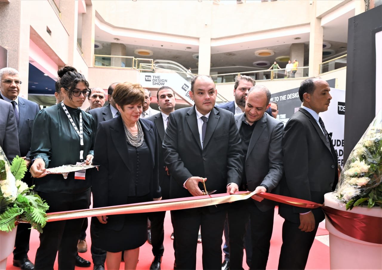وزير التجارة والصناعة يفتتح فعاليات الدورة الثامنة لمعرض ديزاين شو بمركز القاهرة الدولي للمؤتمرات وزير التجارة والصناعة يفتتح فعاليات الدورة الثامنة لمعرض ديزاين شو بمركز القاهرة الدولي للمؤتمرات