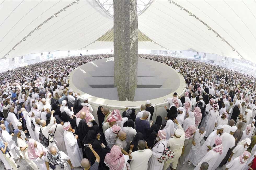 أول أيام العيد.. ضيوف الرحمن يتوجهون لرمي جمرة العقبة الكبرى أول أيام العيد.. ضيوف الرحمن يتوجهون لرمي جمرة العقبة الكبرى