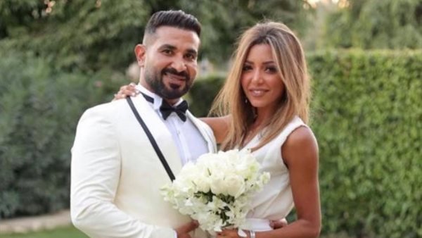 المطرب أحمد سعد ينتظر مولود جديد من زوجته علياء بسيوني المطرب أحمد سعد ينتظر مولود جديد من زوجته علياء بسيوني