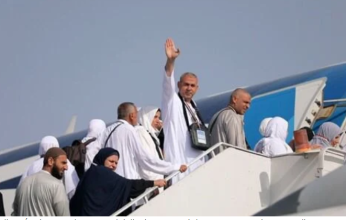 الداخلية المصرية تعلن بدء مغادرة أول فوج من حجاج القرعة إلى الأراضى المقدسة