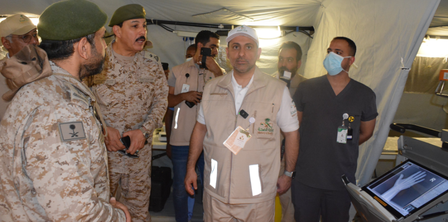 جولة تفقدية لوزير الصحة السعودي لمستشفى القوات المسلحة الميداني في عرفة جولة تفقدية لوزير الصحة السعودي لمستشفى القوات المسلحة الميداني في عرفة