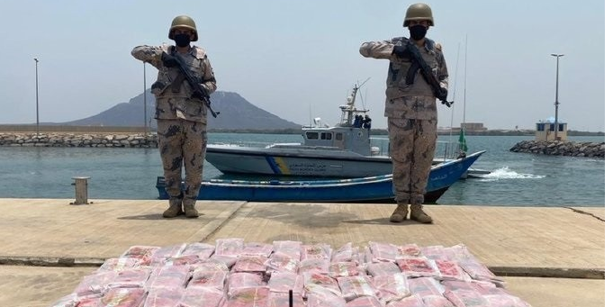 السعودية.. احباط محاولة تهريب 217 كجم من الحشيش السعودية.. احباط محاولة تهريب 217 كجم من الحشيش