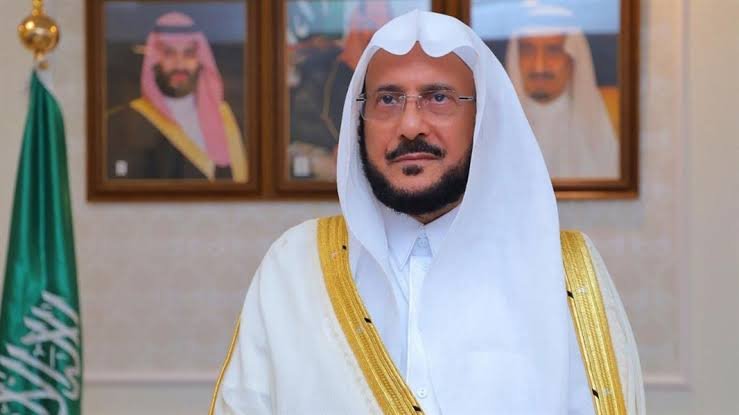 آل الشيخ: نتشرف بخدمة ضيوف الرحمن من مختلف دول العالم آل الشيخ: نتشرف بخدمة ضيوف الرحمن من مختلف دول العالم