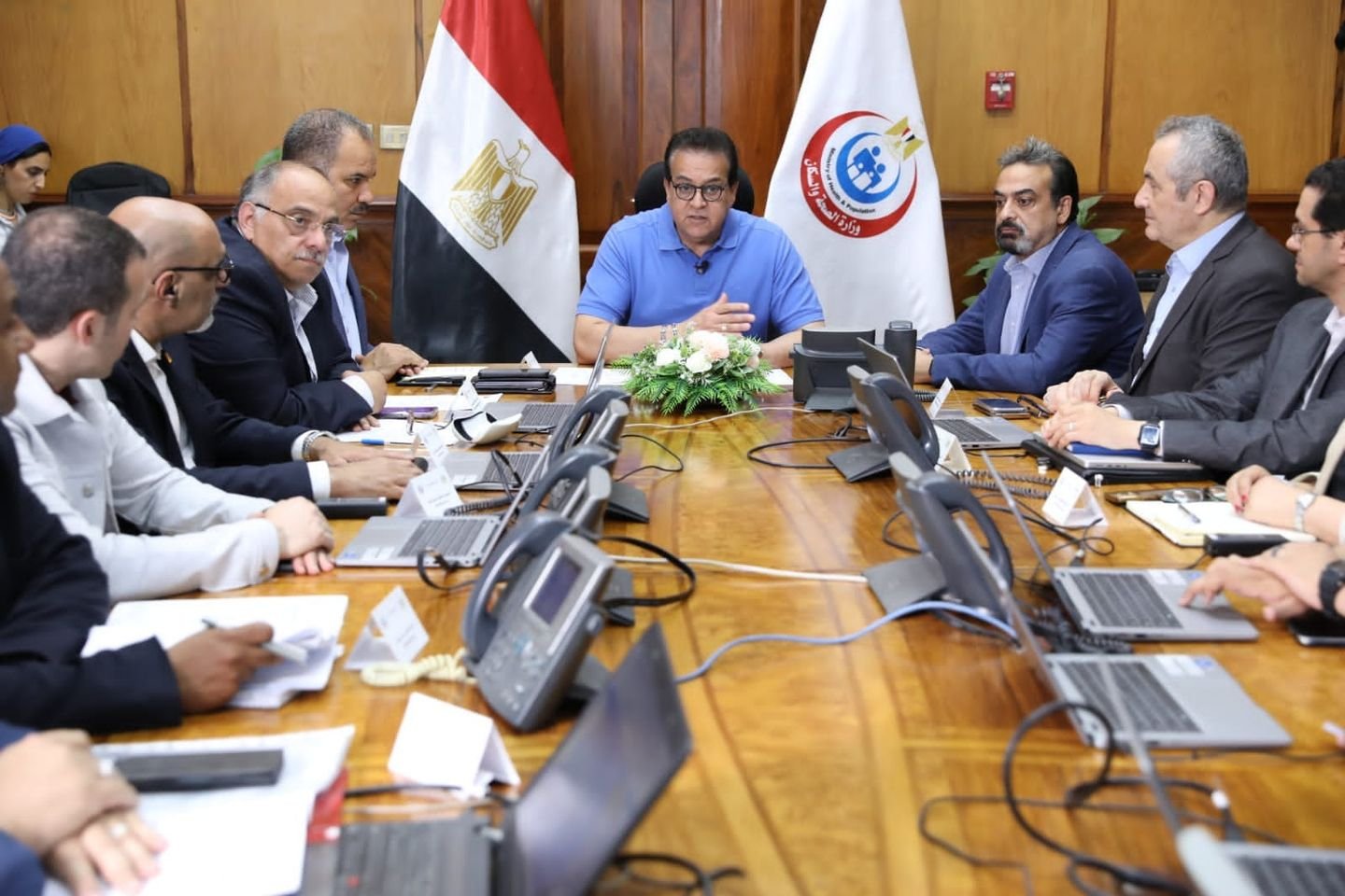 وزير الصحة المصري يوجه بضرورة تكثيف الحملات الرقابية على المنشآت الغذائية وأماكن بيع اللحوم والطيور بعيد الأضحى وزير الصحة المصري يوجه بضرورة تكثيف الحملات الرقابية على المنشآت الغذائية وأماكن بيع اللحوم والطيور بعيد الأضحى