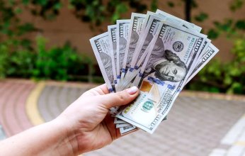 الدولار لن يموت.. كيف هيمن «ملك العملات» على السوق العالمي؟