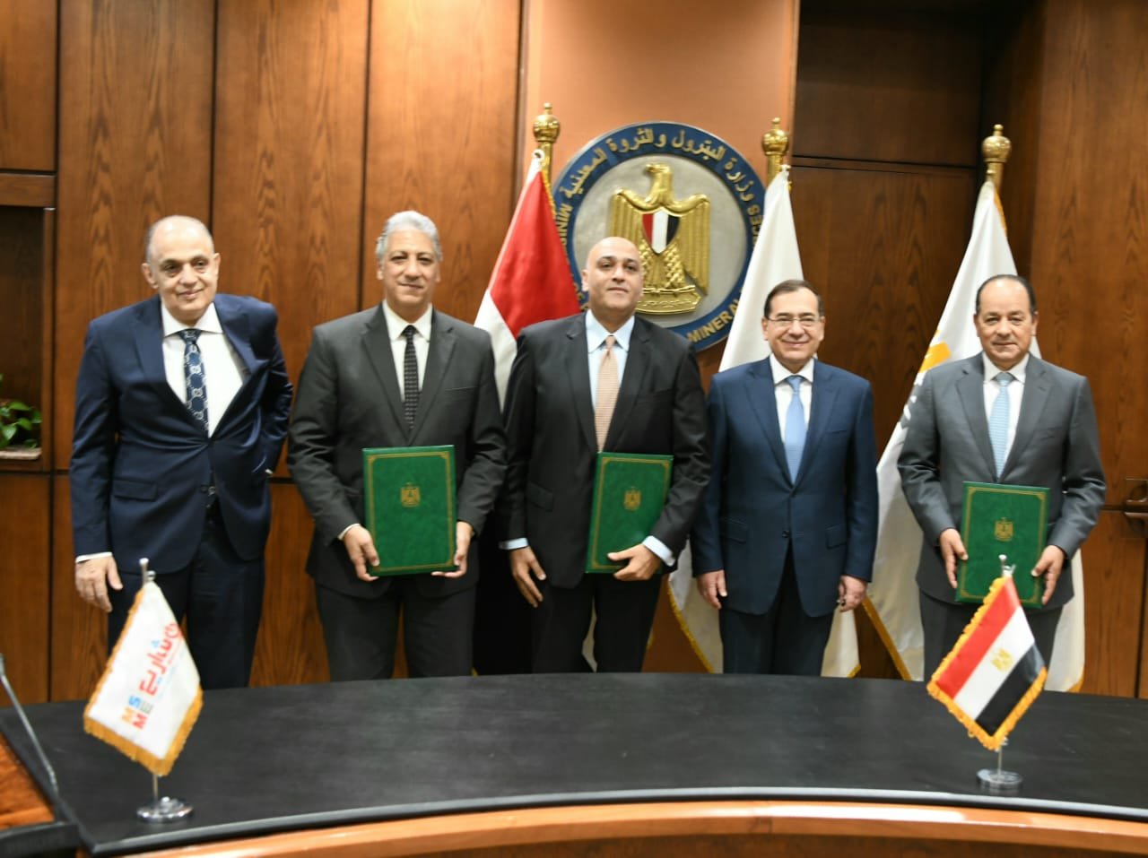 مذكرة تفاهم بين تنمية المشروعات وايجاس لدعم أصحاب المشروعات لزيادة الإنتاج المحلى وتوفير مدخلات الإنتاج لها ورفع القدرة التنافسية مذكرة تفاهم بين تنمية المشروعات وايجاس لدعم أصحاب المشروعات لزيادة الإنتاج المحلى وتوفير مدخلات الإنتاج لها ورفع القدرة التنافسية