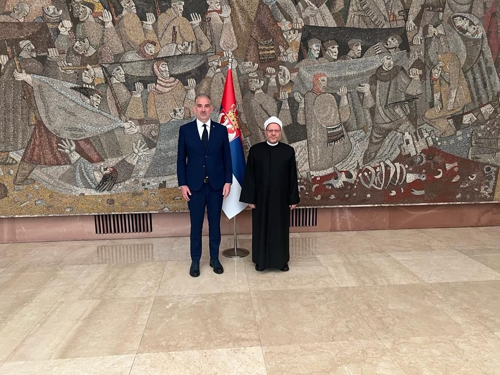 مفتي مصر: زيارة الرئيس السيسي لصربيا العام الماضي فتحت آفاقًا كبيرة من التعاون بين البلدين مفتي مصر: زيارة الرئيس السيسي لصربيا العام الماضي فتحت آفاقًا كبيرة من التعاون بين البلدين