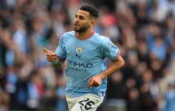 مفاجأة.. أهلي جدة السعودي يسعى لضم الجزائري رياض محرز