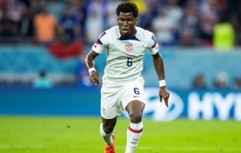 هل ينجح ميلان الإيطالي في التعاقد مع اللاعب يونس موسى؟