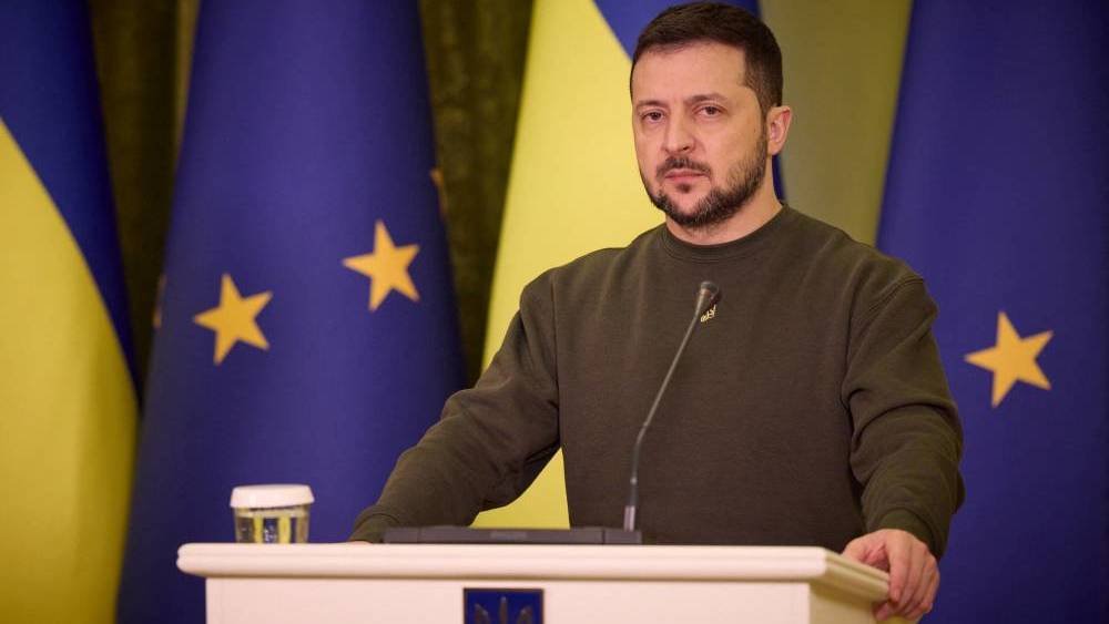 زيلينسكي يزور إسطنبول لإجراء محادثات مع أردوغان زيلينسكي يزور إسطنبول لإجراء محادثات مع أردوغان