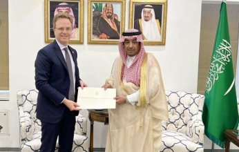السعودية تتسلم نسخة من أوراق اعتماد سفير كندا المعيّن