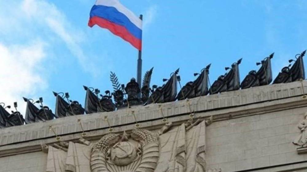 موسكو تعلن فرض قيوداً على تنقلات الدبلوماسيين البريطانيين في روسيا موسكو تعلن فرض قيوداً على تنقلات الدبلوماسيين البريطانيين في روسيا