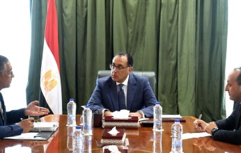 رئيس الوزراء المصري يتابع مع الرئيس التنفيذي للهيئة العامة للاستثمار عددًا من ملفات العمل