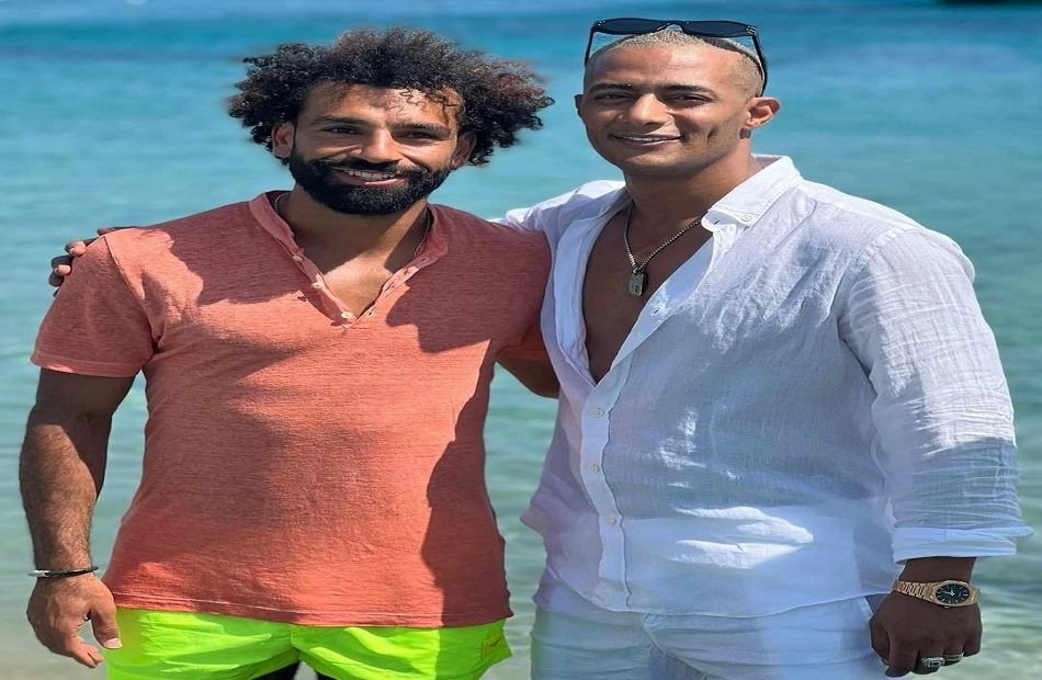 محمد رمضان يشارك جمهوره بصورة له برفقة محمد صلاح محمد رمضان يشارك جمهوره بصورة له برفقة محمد صلاح