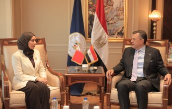 وزير السياحة والآثار المصري يستقبل سفيرة مملكة البحرين في القاهرة