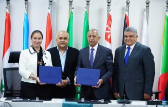 تعاون بين الأكاديمية العربية وقطاع طب الأسنان بوزارة الصحة