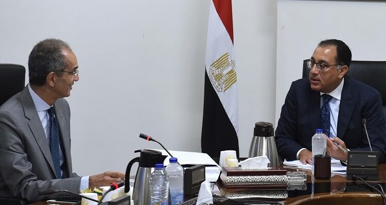 وزير الاتصالات المصري: 9 مليارات دولار صادرات رقمية مستهدفة في 2026 وزير الاتصالات المصري: 9 مليارات دولار صادرات رقمية مستهدفة في 2026