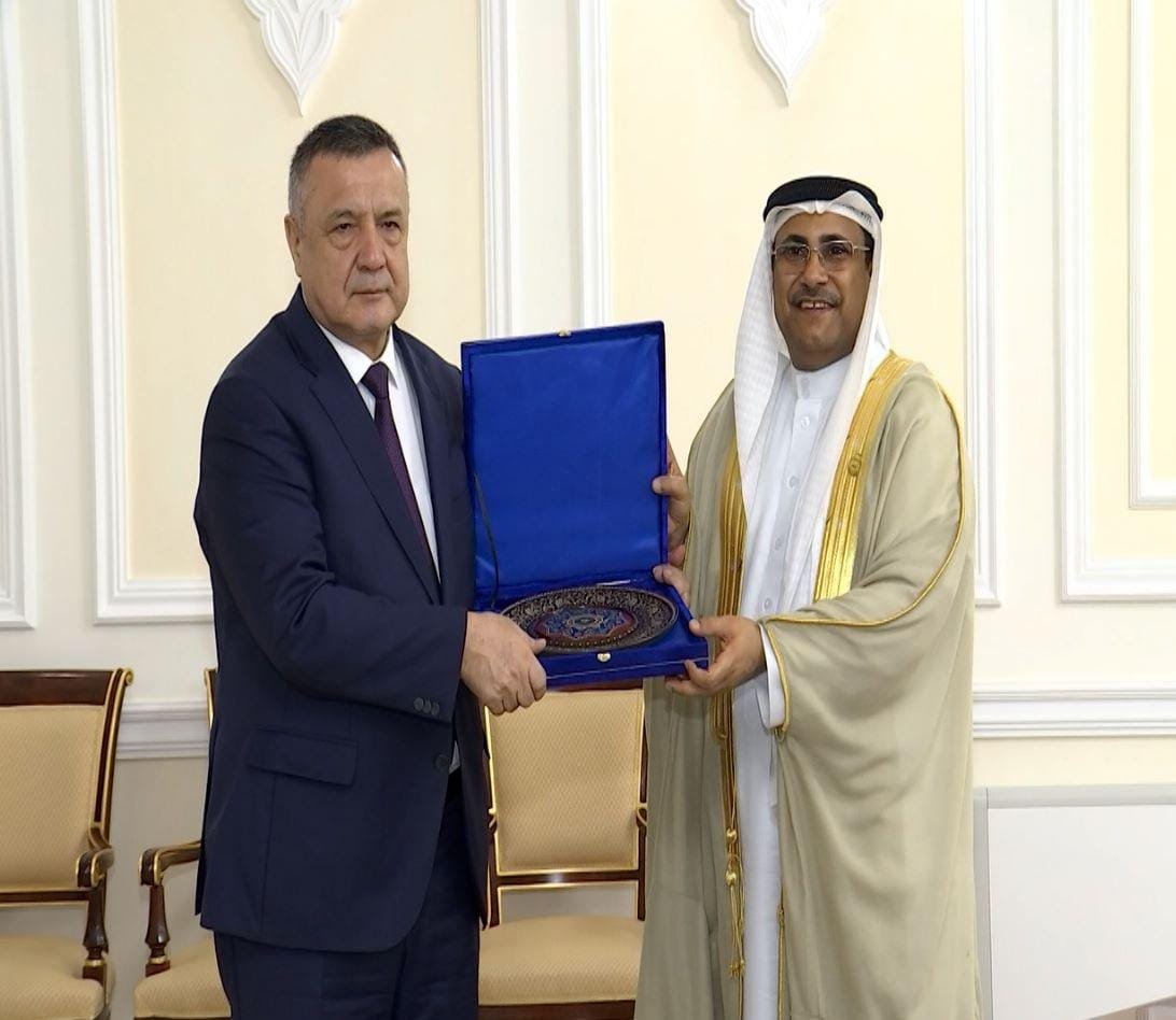 رئيس البرلمان العربي: العالمان العربي والإسلامي يمتلكان قوة مؤثرة عالميا رئيس البرلمان العربي: العالمان العربي والإسلامي يمتلكان قوة مؤثرة عالميا