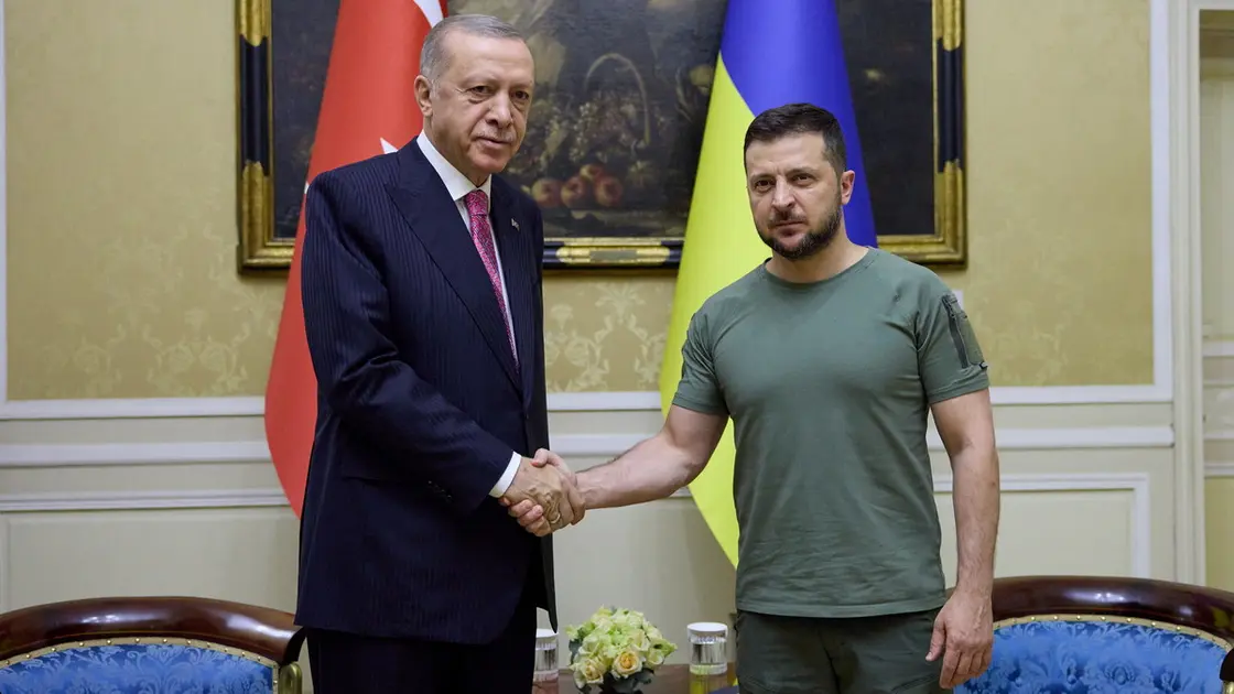 الكرملين يتابع محادثات اسطنبول بين أردوغان وزيلينسكي الكرملين يتابع محادثات اسطنبول بين أردوغان وزيلينسكي