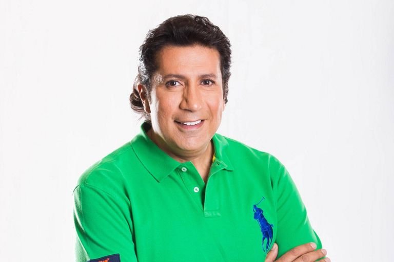 بالتفاصيل.. حقيقة اعتزام الفنان المصري هاني رمزي الهجرة إلى أمريكا بالتفاصيل.. حقيقة اعتزام الفنان المصري هاني رمزي الهجرة إلى أمريكا