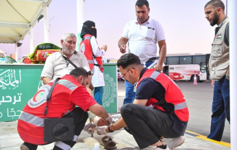 مركز إسعاف مدينة الحجاج بمنفذ حالة عمار الموسمي يقدم خدماته لضيوف الرحمن المغادرين