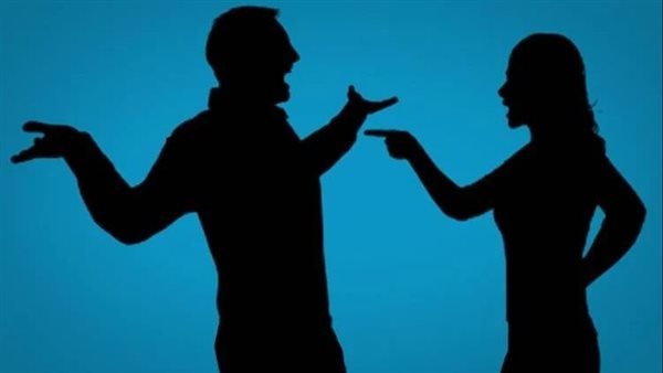 تغريم رجل 50 ألف جنيه لإزعاجه زوجته على ”فيس بوك” في مصر تغريم رجل 50 ألف جنيه لإزعاجه زوجته على ”فيس بوك” في مصر