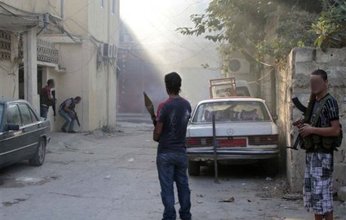 مقتل قيادي في حركة فتح وثلاثة من مرافقيه باشتباكات مخيم عين الحلوة