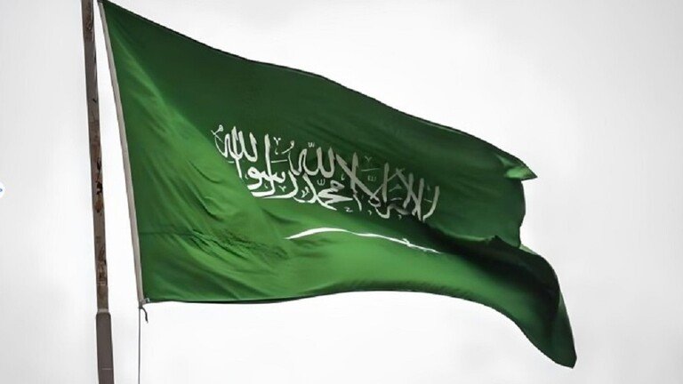النيابة العامة السعودية تكشف تفاصيل إيقاف تنظيم إجرامي مكوّن من (12) متهماً النيابة العامة السعودية تكشف تفاصيل إيقاف تنظيم إجرامي مكوّن من (12) متهماً