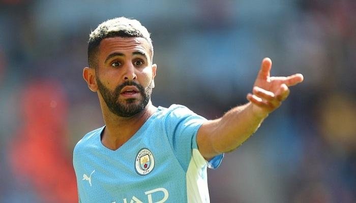 أهلي جدة يستعد للإعلان عن صفقة رياض محرز.. في هذا الموعد أهلي جدة يستعد للإعلان عن صفقة رياض محرز.. في هذا الموعد