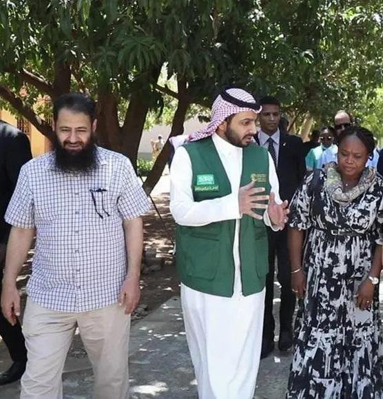 مركز الملك سلمان للإغاثة يدشِّن برنامج لمكافحة العمى والأمراض المسبِّبة له في بوركينا فاسو مركز الملك سلمان للإغاثة يدشِّن برنامج لمكافحة العمى والأمراض المسبِّبة له في بوركينا فاسو