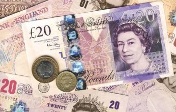 تقارير.. تراجع الجنيه الإسترليني بأكثر من 2% مقابل الدولار اليوم