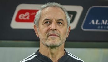 الأهلى المصري يضع الليلة الرتوش الأخيرة على خطة مواجهة الزمالك بالقمة غدًا