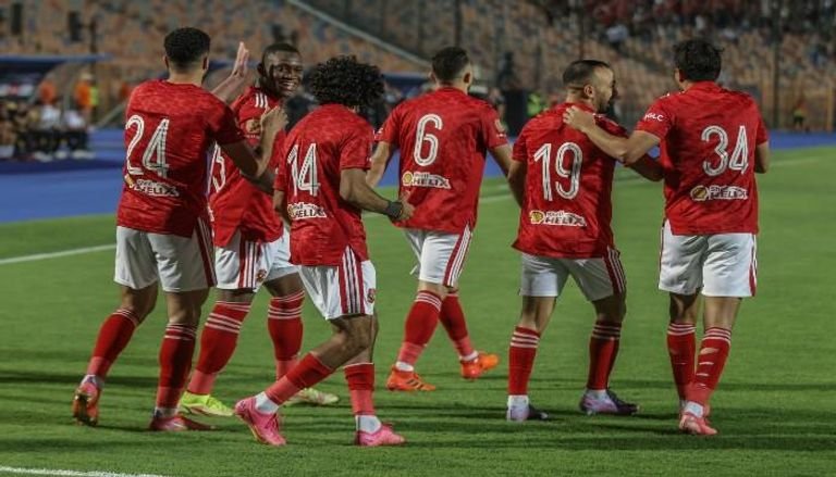 الأهلي يفوز على المقاولون برباعية فى الدوري المصري الأهلي يفوز على المقاولون برباعية فى الدوري المصري